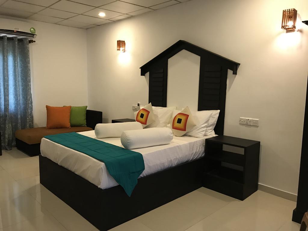 Sunshine Resort & Spa Сигирия Экстерьер фото